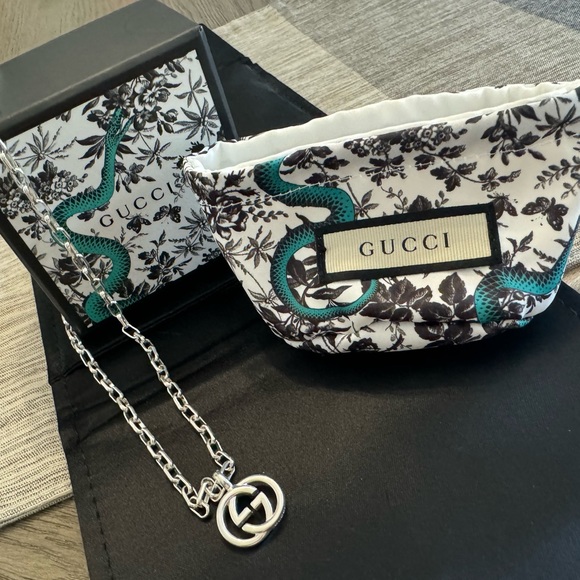 Gucci SV925 Interlocking GG Heavy Chain Pendant Necklace w/dust bag and box - Picture 5 of 8